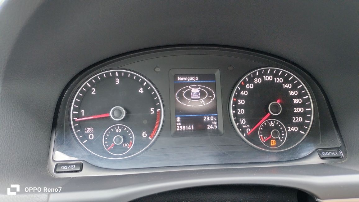 SprzedamVW Touran 2015 2.0 TDI140kmDSG Highline uszkodzony/ jeżdżący