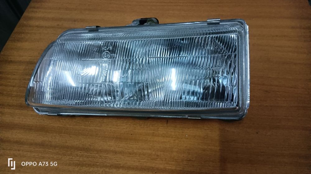 Farol Honda Civic ótica esquerda 1988