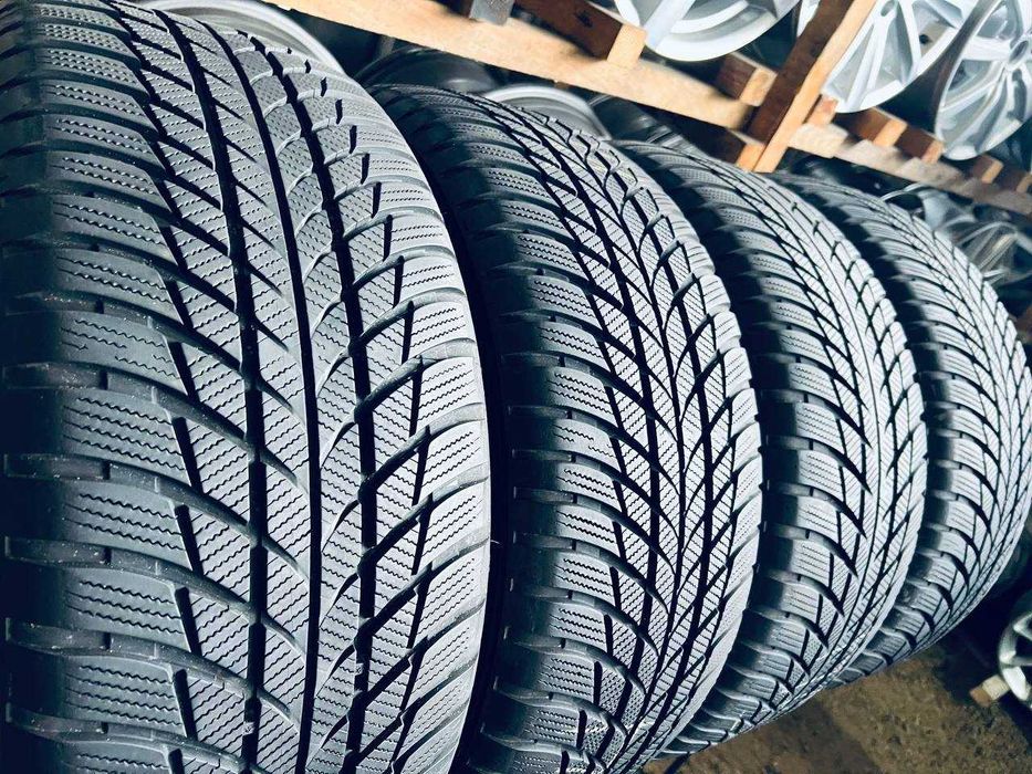 Шини Резина Зимові 225 50 17 Bridgestone Blizzak LM001 RFT [0822] 4шт