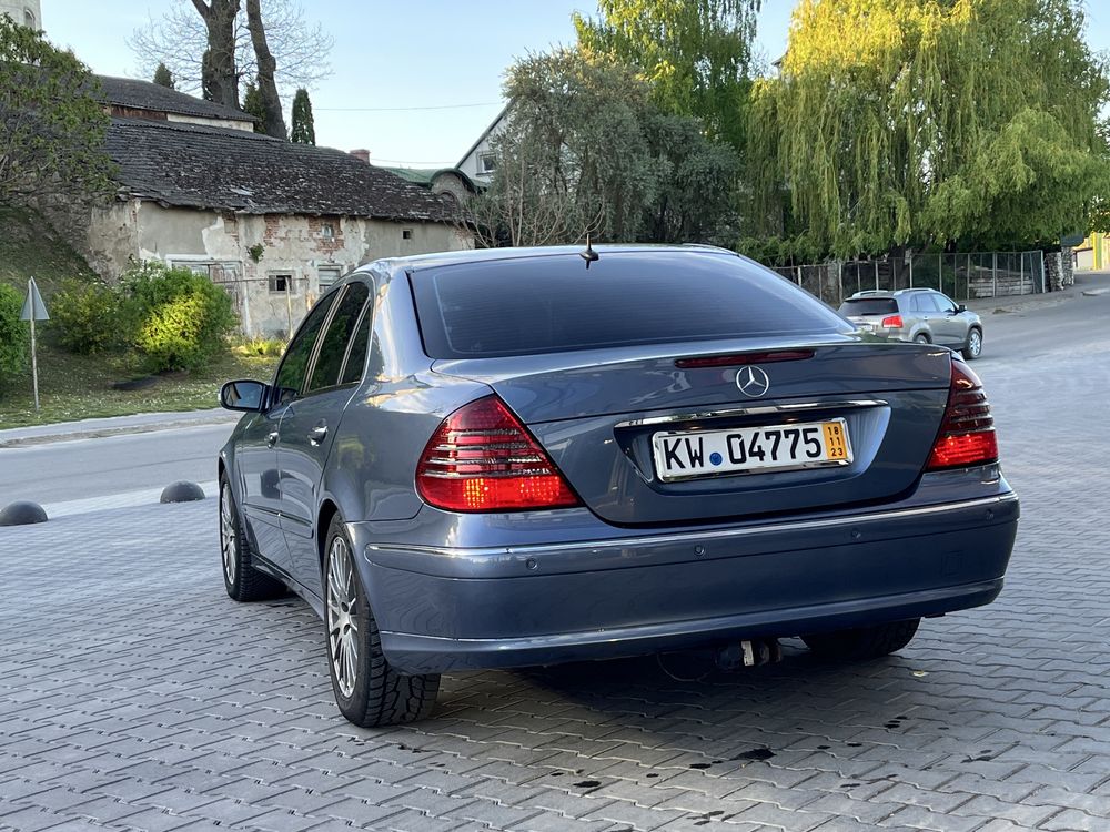 W211 mercedes E211