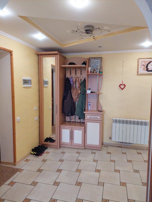 Продам комфортну 2к квартиру у Богородчанах.