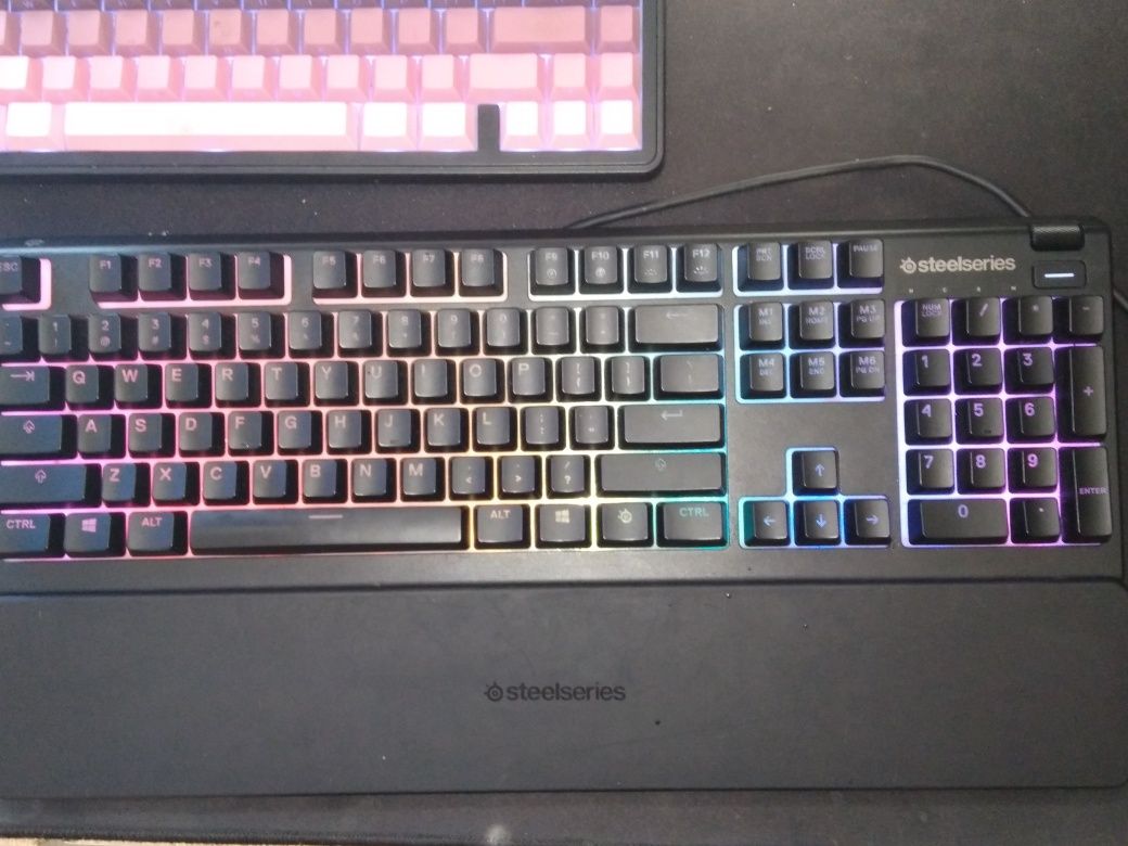 Klawiatura gamingowa wodoodporna steelseries