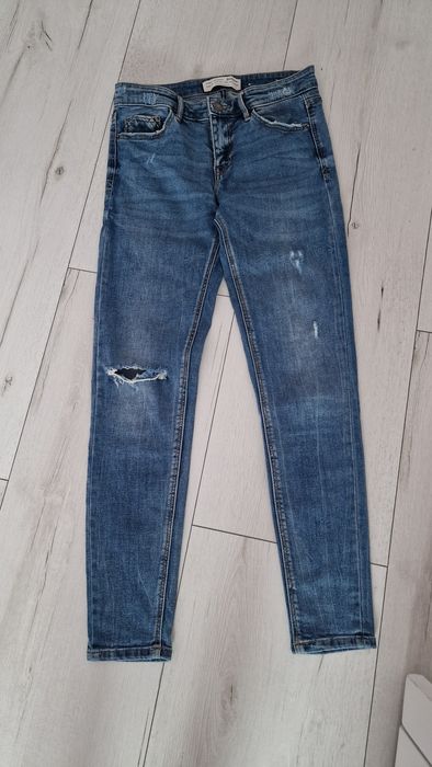 Spodnie jeansy wysoki stan Stradivarius m