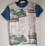 T-shirt de carros para menino