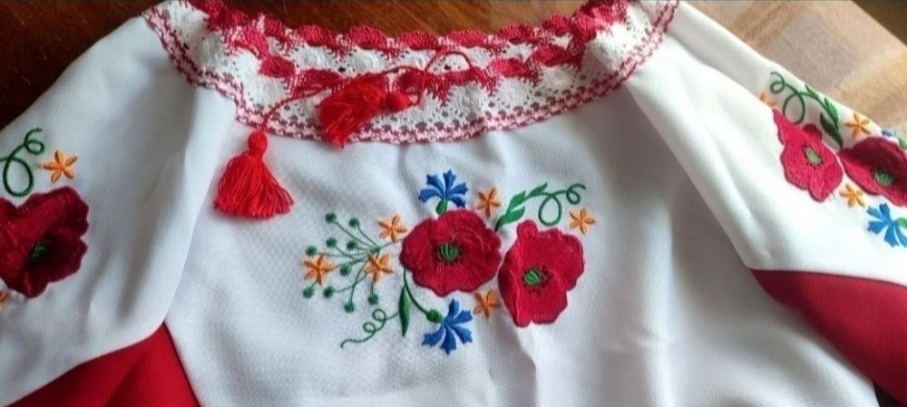 Шикарне вишите плаття 42р - XS стан нового