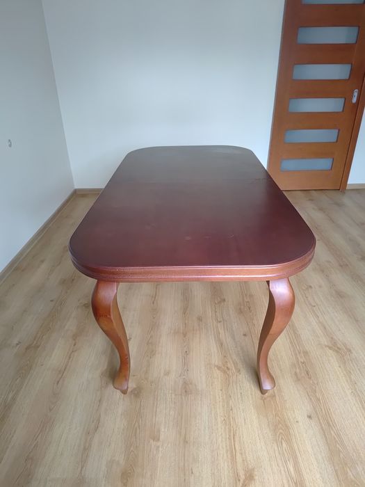 Sprzedam stół do pokoju