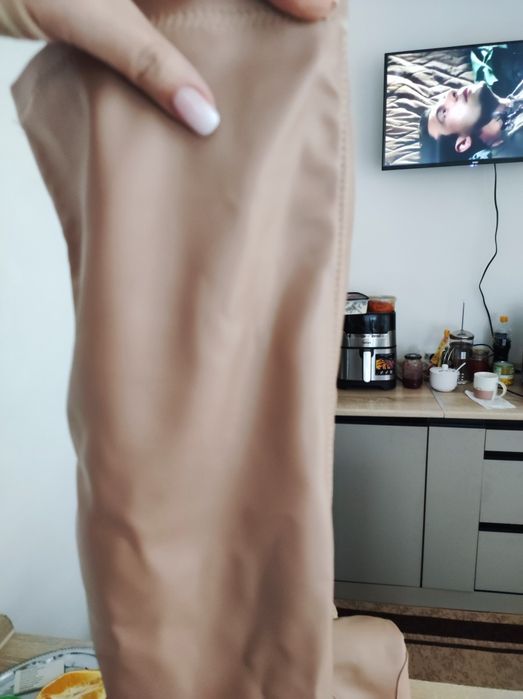 Беж чоботи жіночі