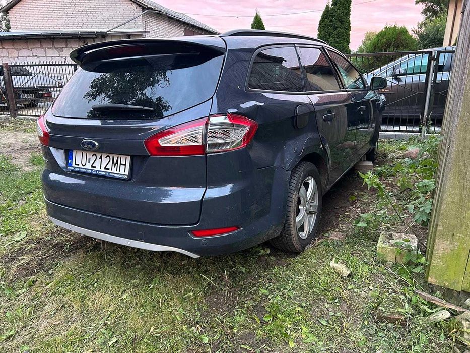 Klapa bagażnika ze spojlerem do Ford Mondeo MK4 lift kolor SA