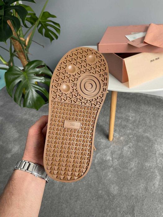 Женские зимние ботинки Miu Miu Winter Boot Мех зимові черевики Міу Міу