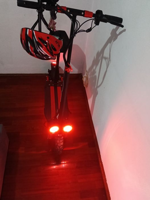 Trotinete peso máximo 150kg