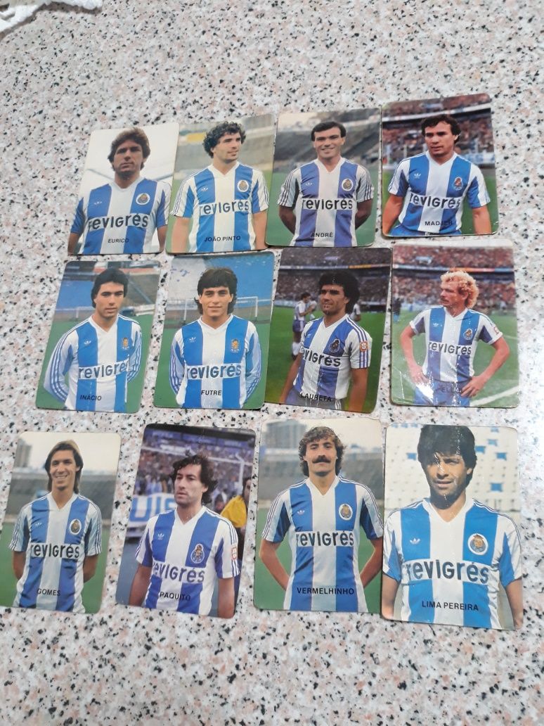 Conjunto variado de cromos