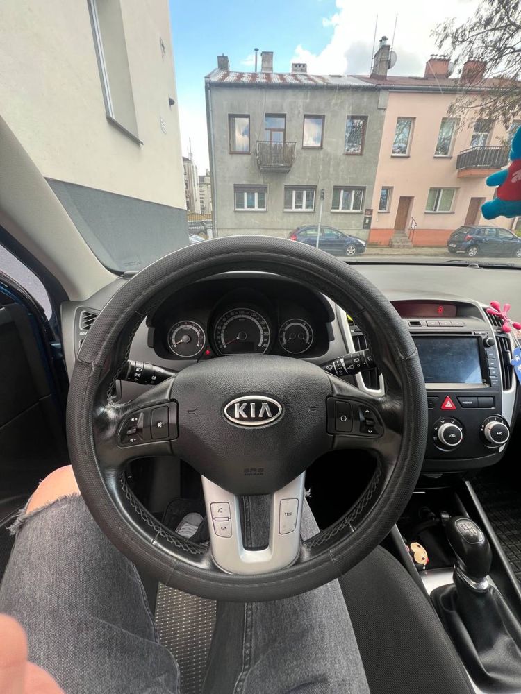 Kia Ceed 1.4 2009 /216000