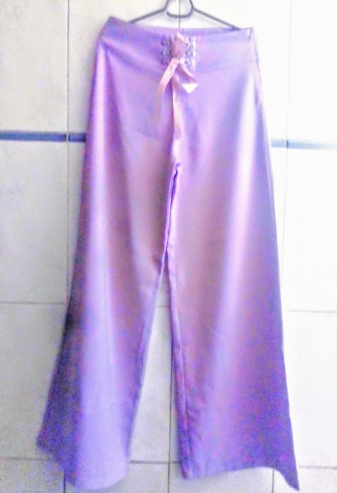 Pantalona vintage Lilás N.38 em shantung.