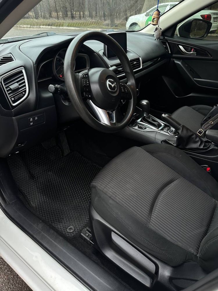 Mazda 3 bm 2015 base