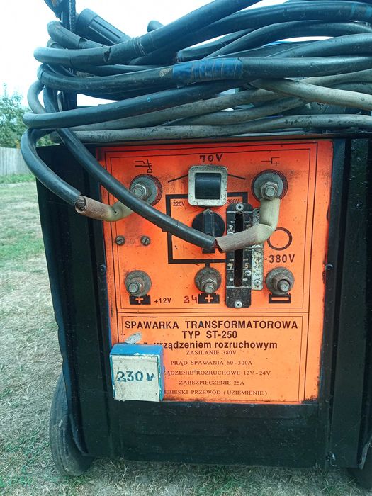 Spawarka transformatorowa, ST-250 z rozruchem