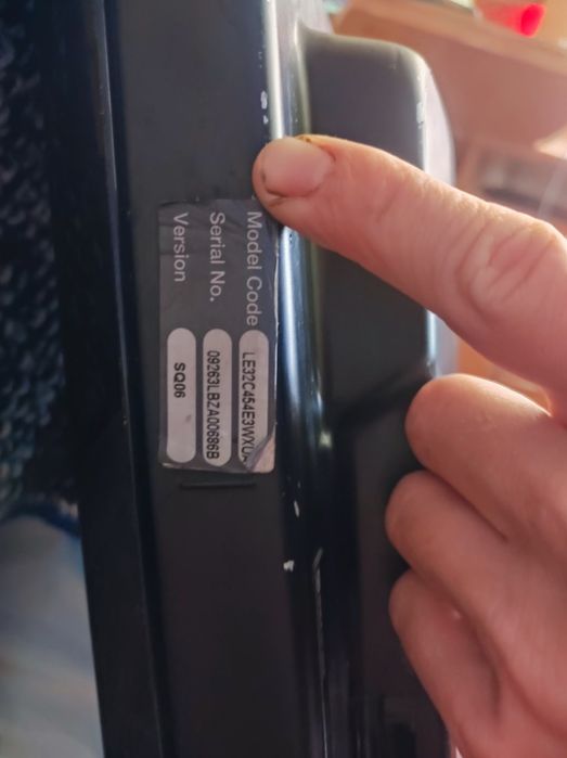 Samsung Le32c454e3w на запчастини