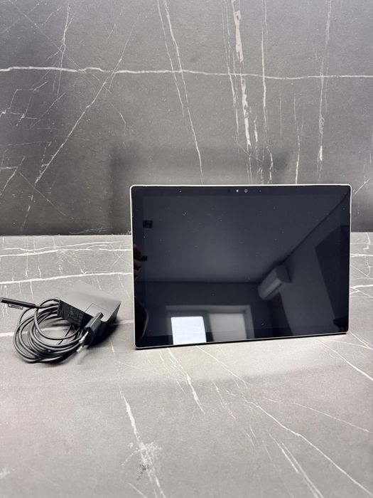 Планшет Microsft Surface Pro 4 12.3” IPS i5-6300U • 8gb • 256gb SSD