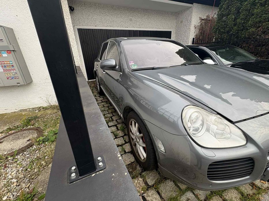 Porsche Cayenne Turbo 4.5 450 km 2006