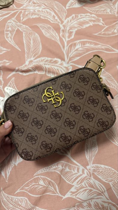 Сумка Guess жіноча в гарному стані