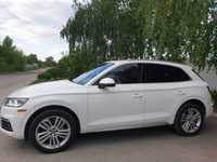 AUDI Q5 Premium Plus Quattro