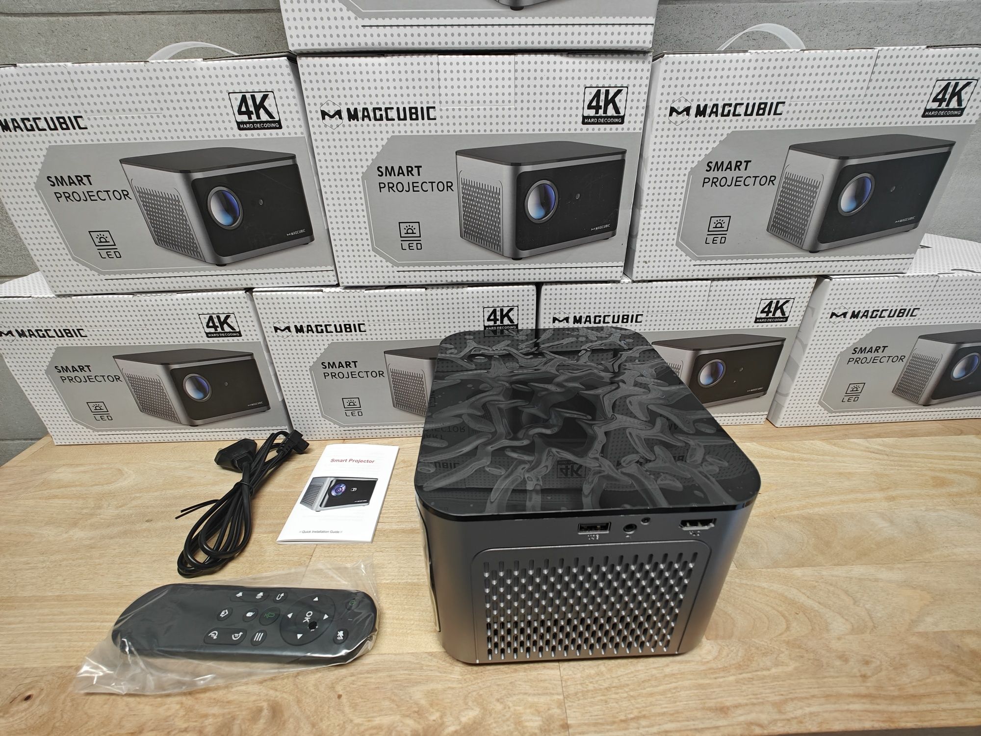 Projector Android 9500 lumens + NATIVA 1080P + Focus eletrônico
