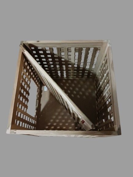 Mesa apoio quadrada madeira (IKEA HOL)
