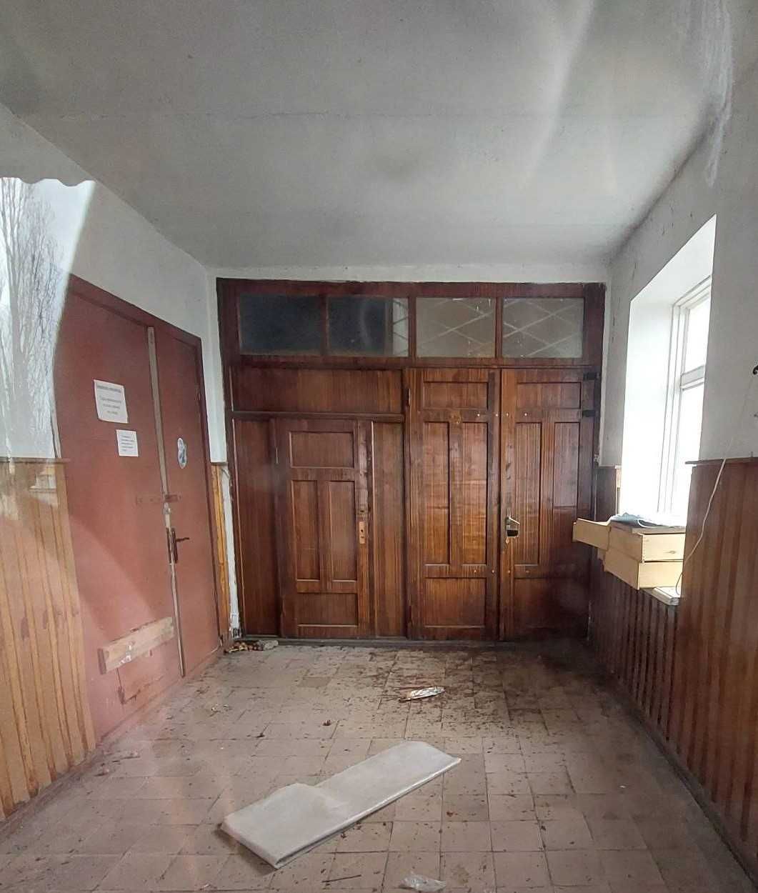 Комплекс будівель під логістику або склади заг. пл. 3751,4  кв.м.