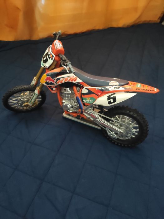 Мотик іграшковий KTM