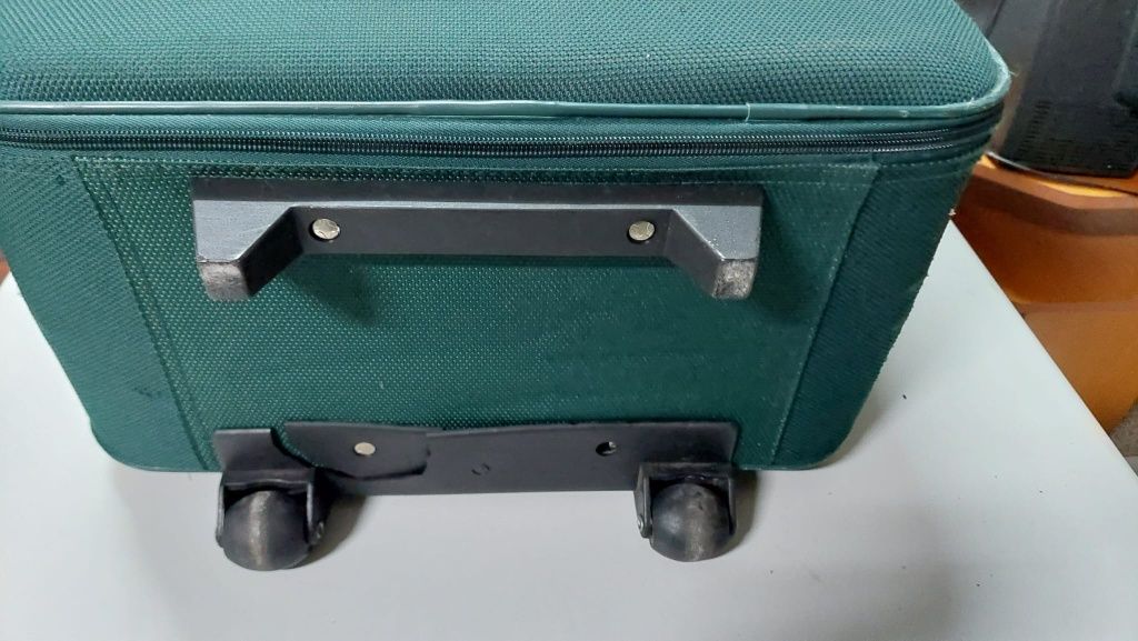 Malas de viagem porão