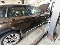 BMW e84 X1 drzwi B09 PRAWA STRONA