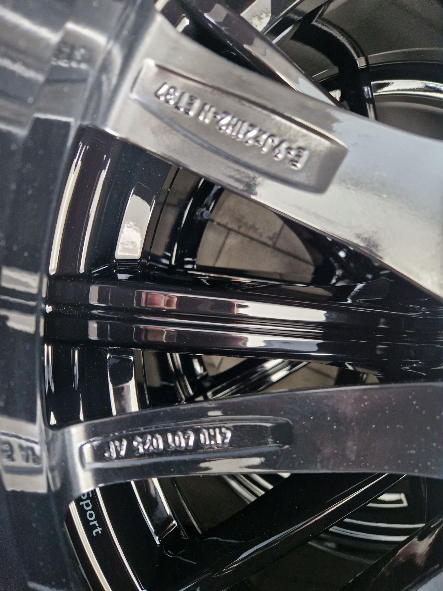 Jaj Nowe koła felgi opony Audi S8 A8 4N 21
