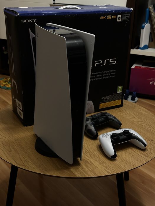Sony Playstation 5 digital edition white