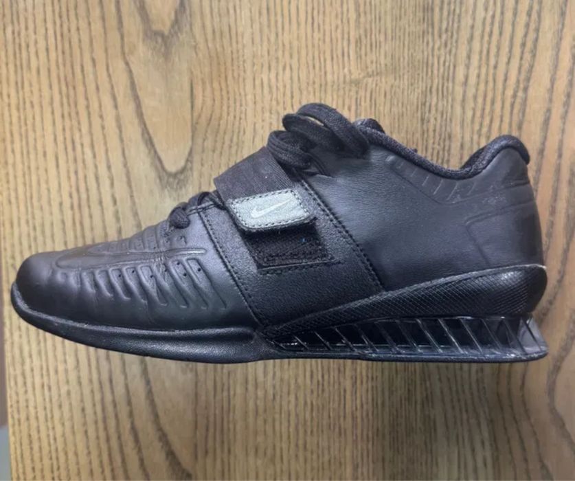 Штангетки Nike Romaleos 3 25см.
