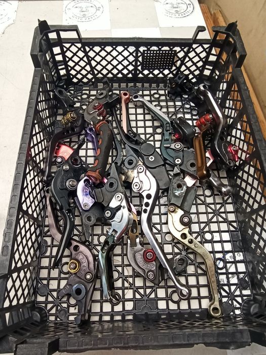 Manetes aftermarket moto