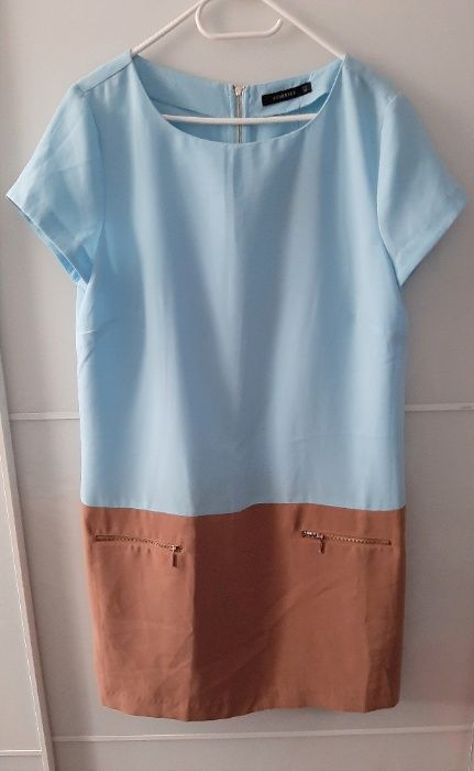 Sukienka marki Reserved
