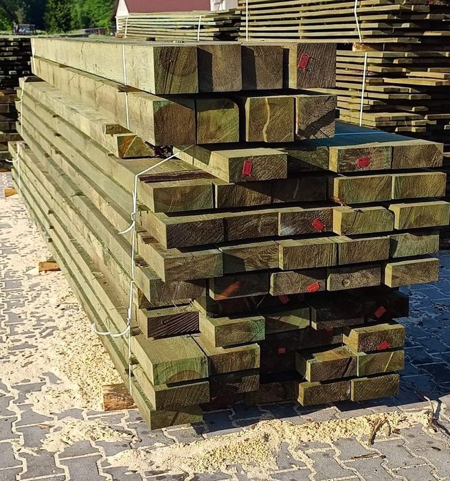 Więźba dachowa impregnowana transport drewno konstrukcyjne wywiazka