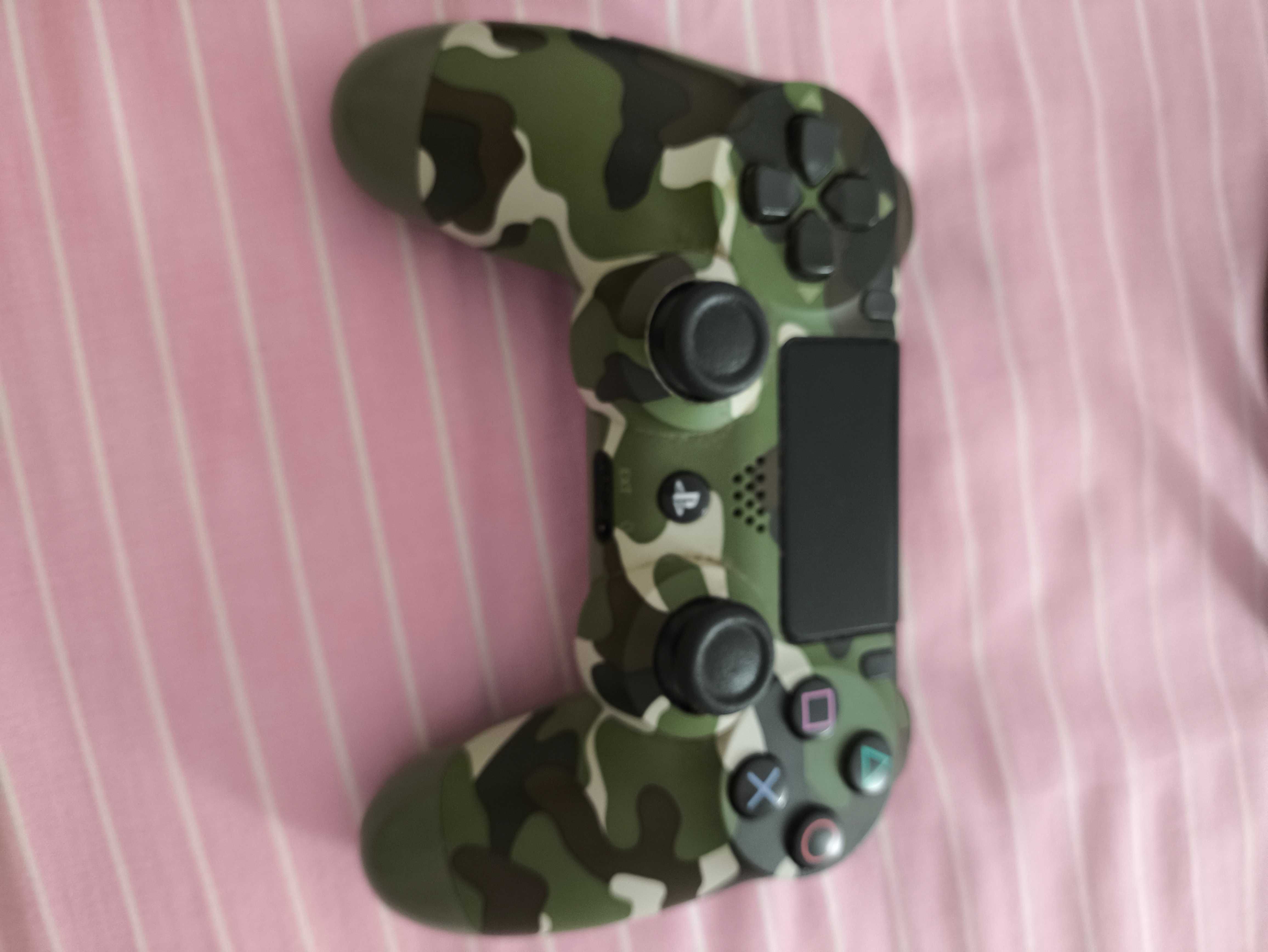 PS4 slim como nova