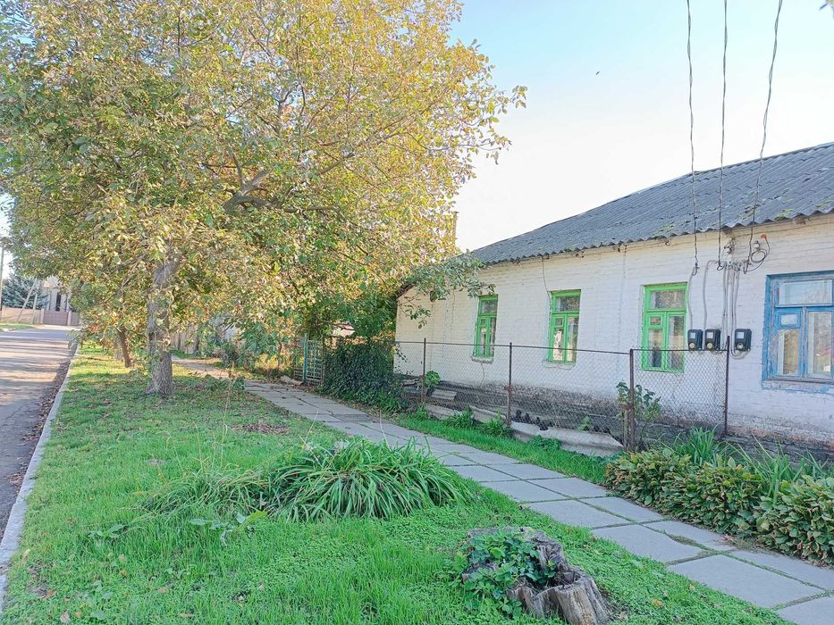 Часть дома под ремонт в центре города