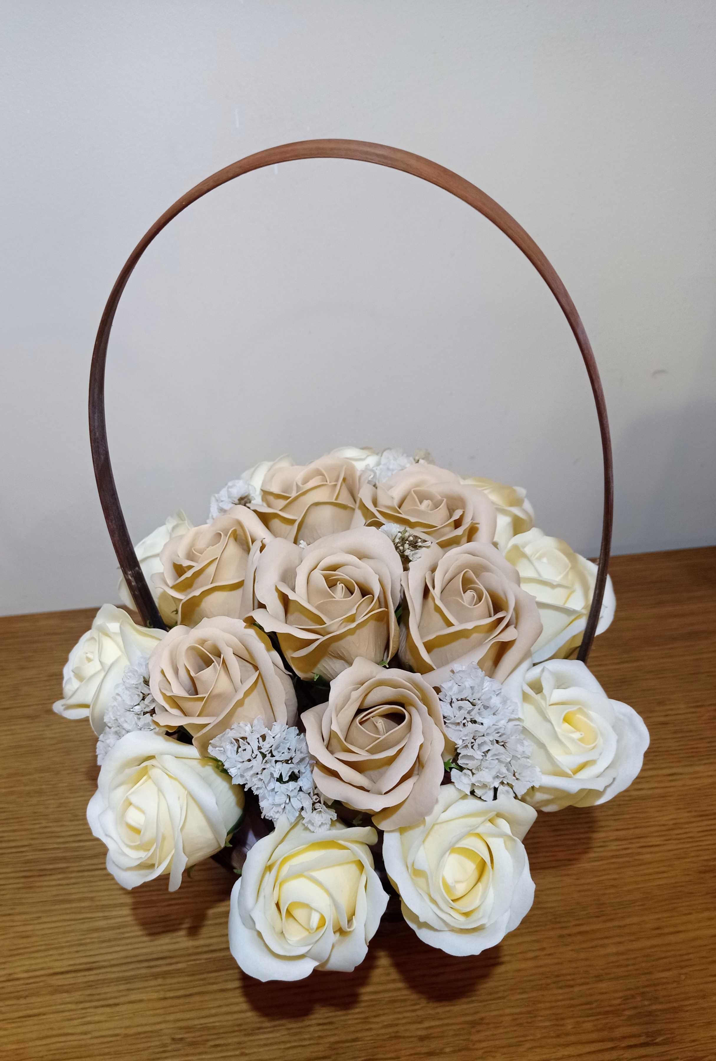 Cesta rosas sabão