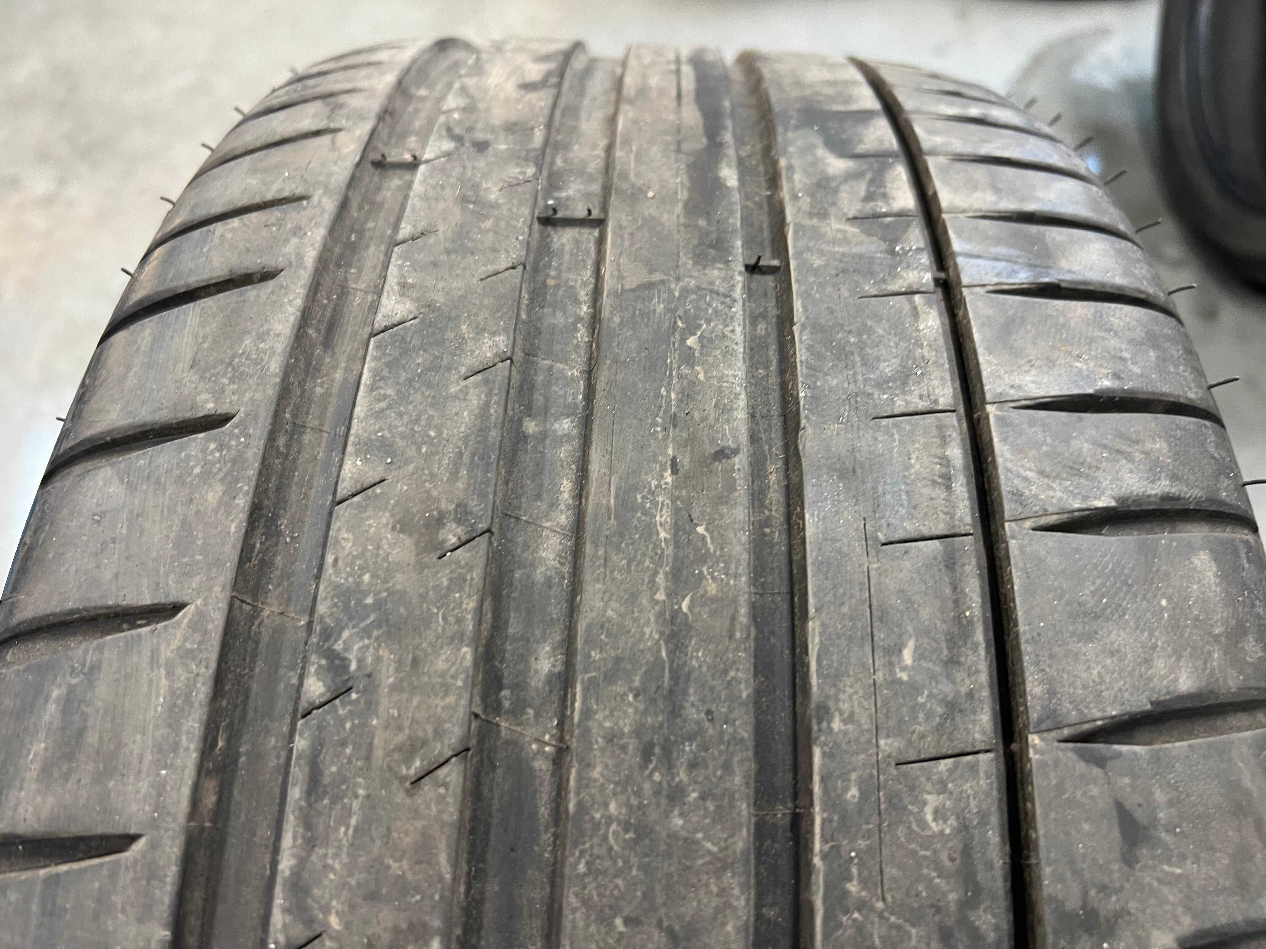 Opona Michelin Pilot Sport 4 - 255/40/18