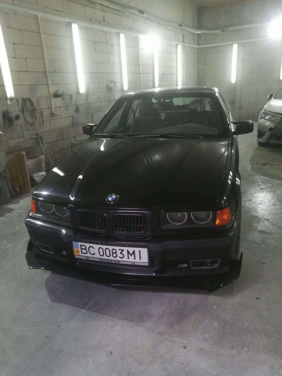 Продам BMW E36 (по тп)