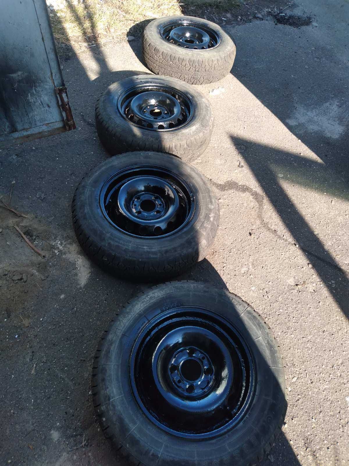 Шини 175/70 R13 з дисками