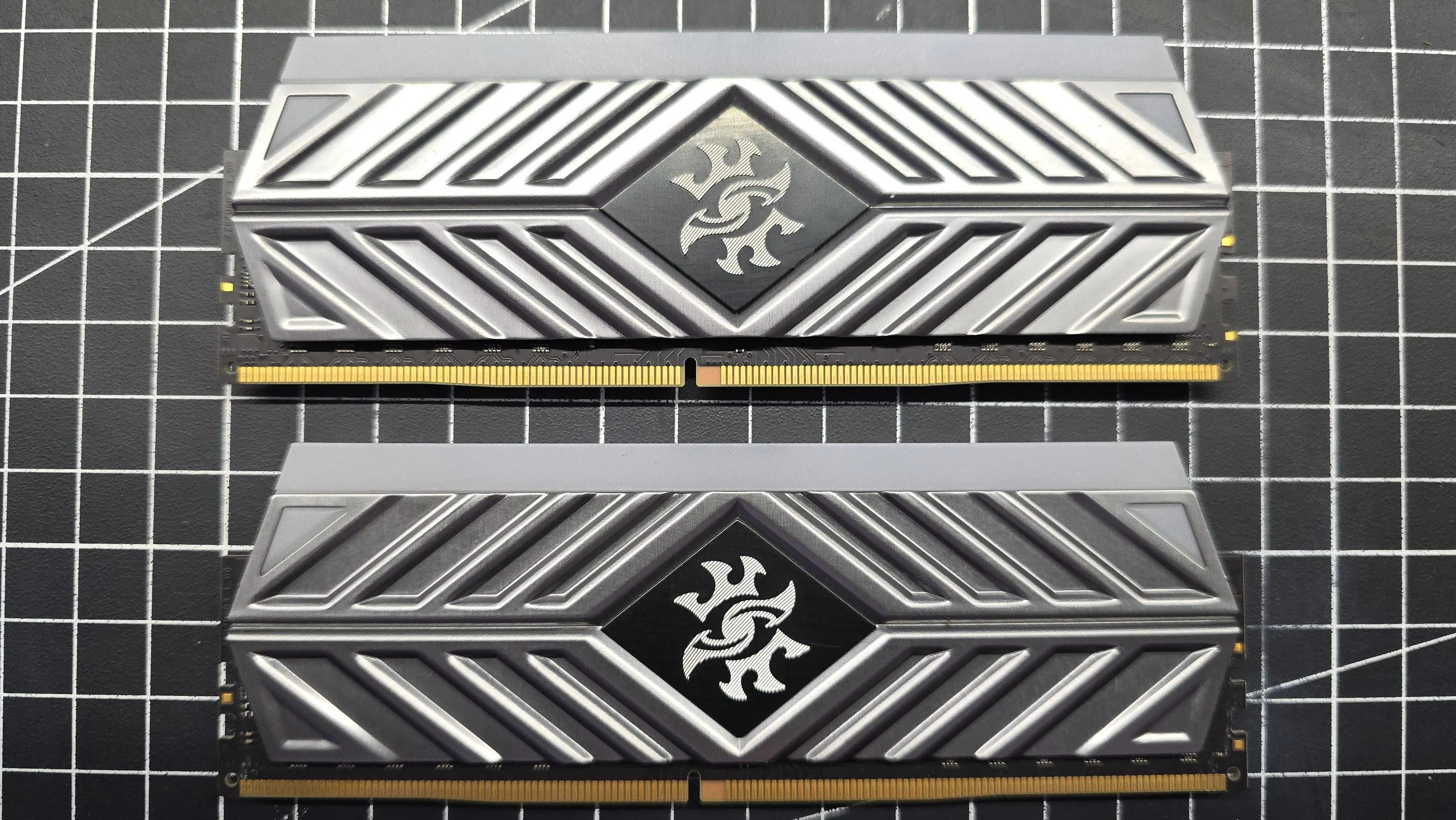 Pamięć RAM 32GB DDR 4 (4x8) 2x Kingston Fury, 2x ADATA Spectrix XPG