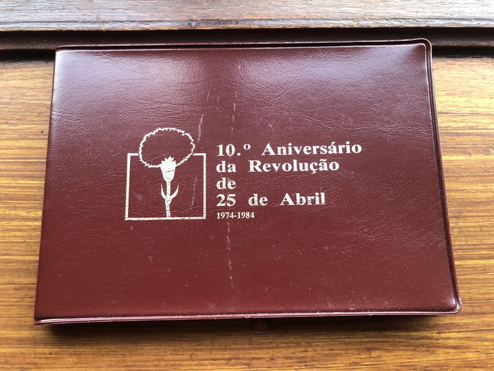 10 aniversário da revolução de 25 abril moeda