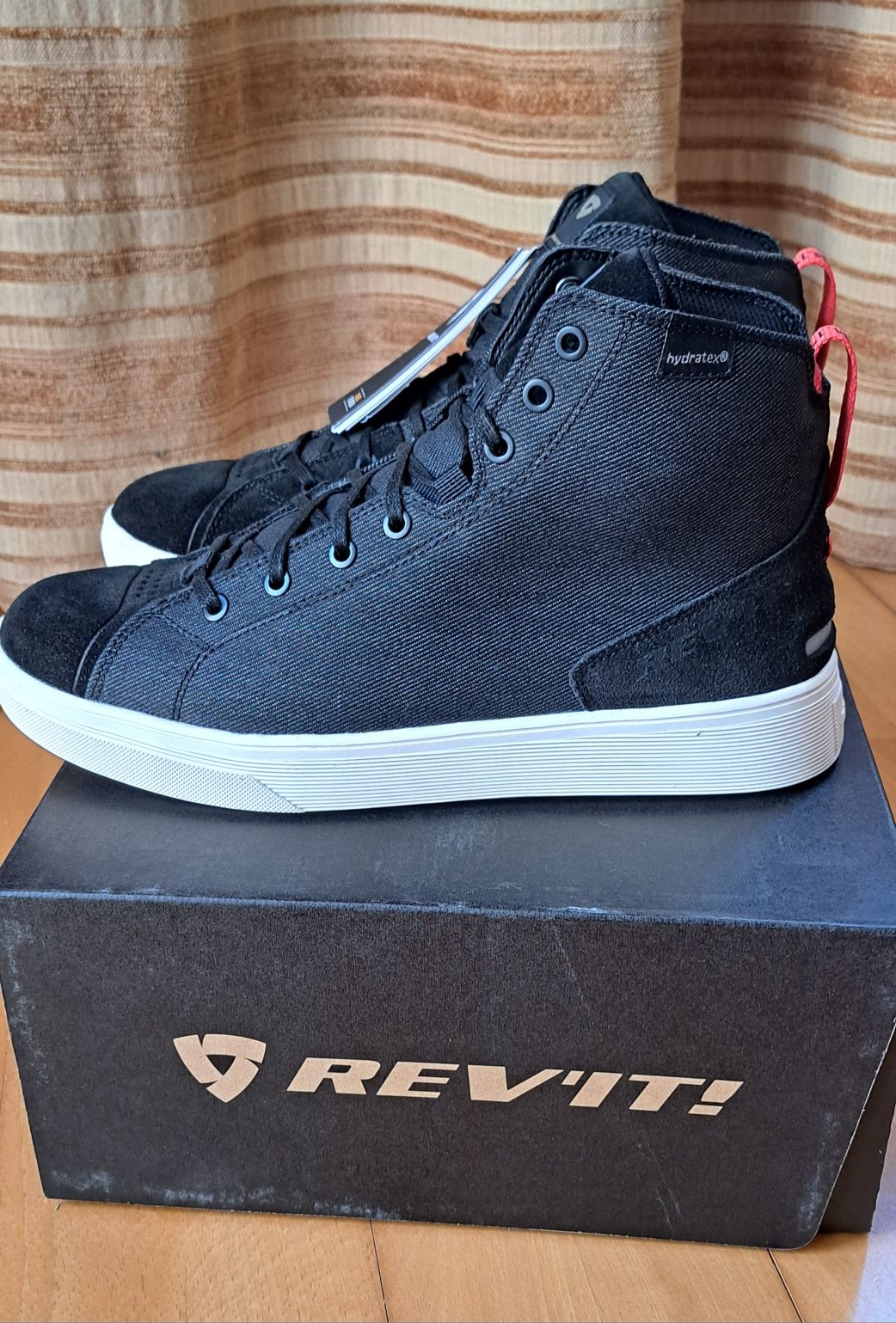 Botas Revit Delta H2O - Novas