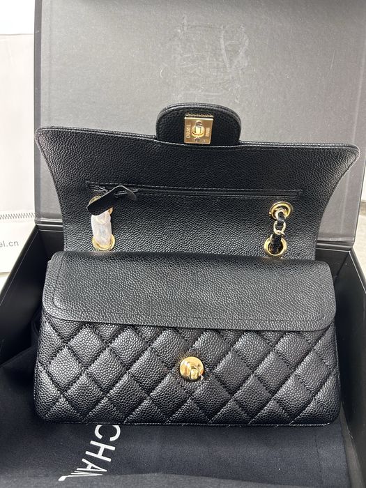 Сумочка в стилі Chanel