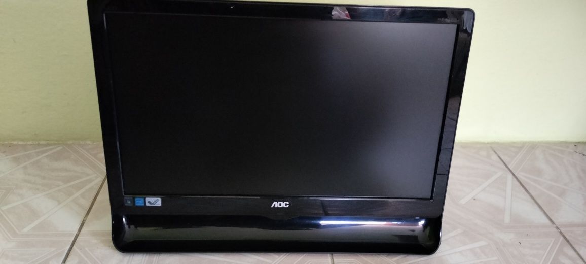 Monitor Led Aoc 19" w bardzo dobrym stanie