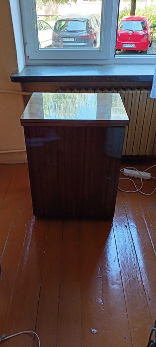 maszyna do szycia Singer z szafką, antyk