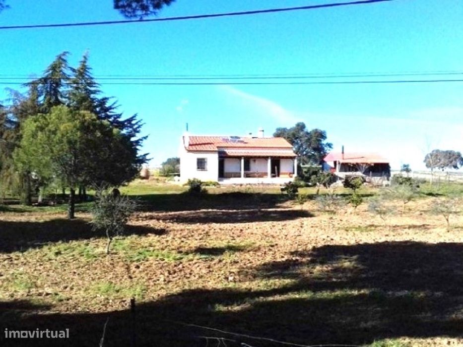 Serpa/Vila Nova de São Bento. Monte Alentejano para Venda