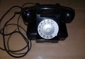 Телефон старый. Карболит.